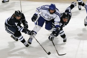 九游娱乐下载-电竞直播平台竞争白热化，谁能成为下一代市场霸主？，电竞直播间