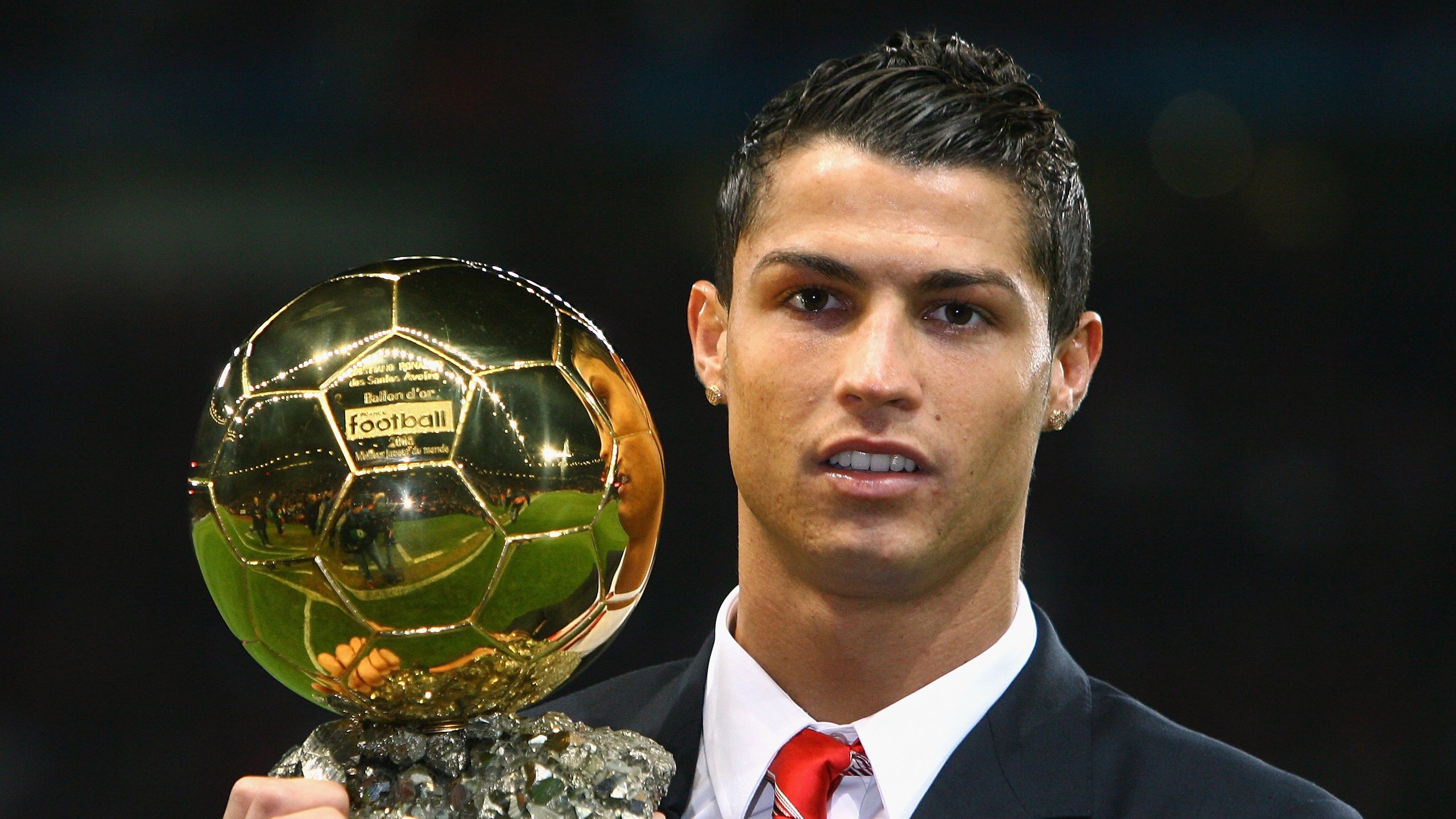 葡萄牙连续保持不败:波黑无法抵挡攻击力,葡萄牙波兰比赛